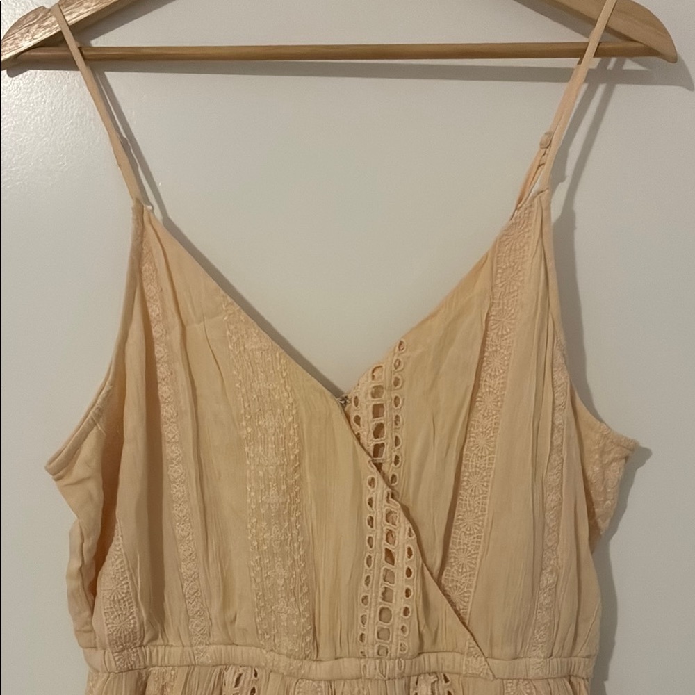 American Eagle Outfitters peach romper medium *missing belt* - Picture 2 of 10